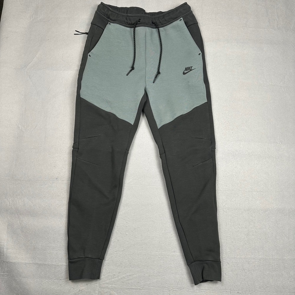 Nike Tech Fleece Joggers Mens Medium Black Grey HV0959-061